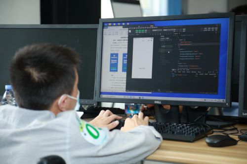 第九届深圳市残疾人职业技能竞赛 计算机技术开发领域精英崭露头角